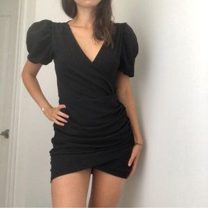 Little black dress with puffy sleeve